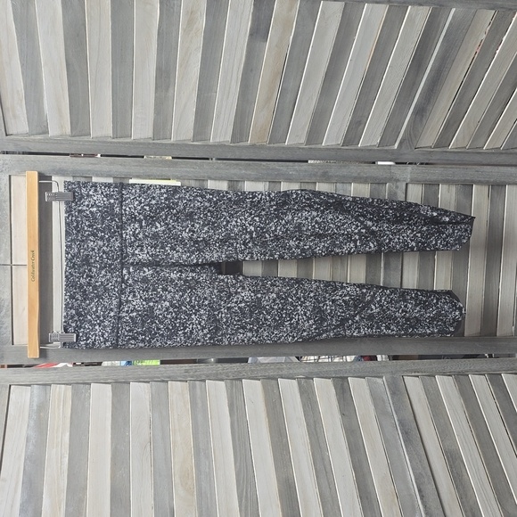 Girls' Performance Cropped Leggings | All in Motion | XL (14/16) - Picture 1 of 12